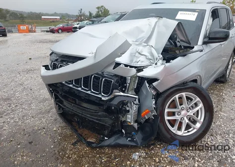 2025 Jeep Grand Cherokee Laredo X 4X4 z USA, uszkodzony, nr VIN 1C4RJHAG4SC288556